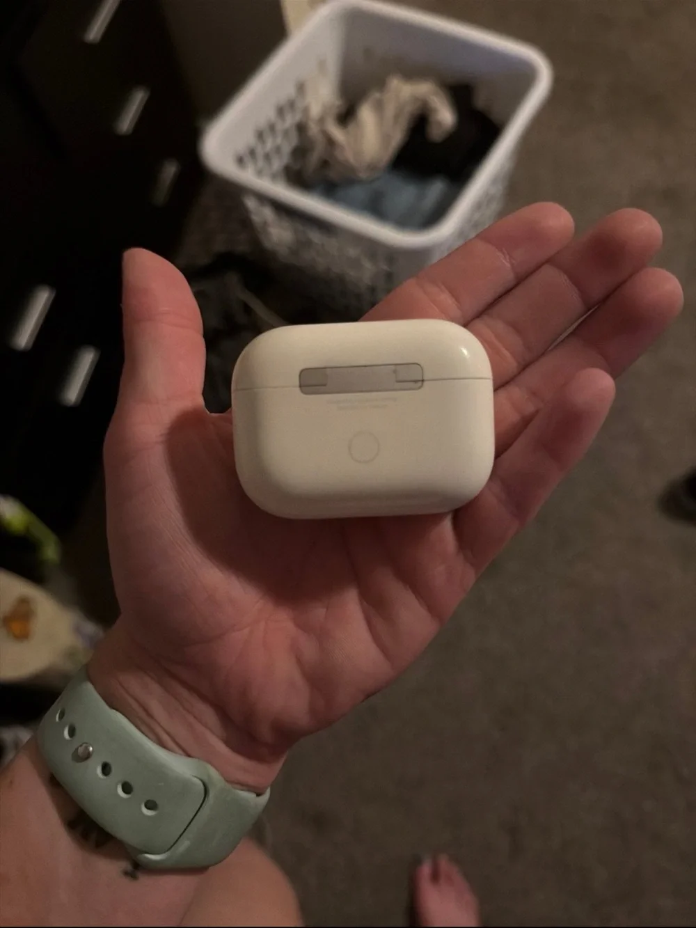 Apple wireless earbuds